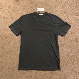 (NWT) Grown & Sewn Men's USA Crew Neck T-Shirt (Faded Black, size M)